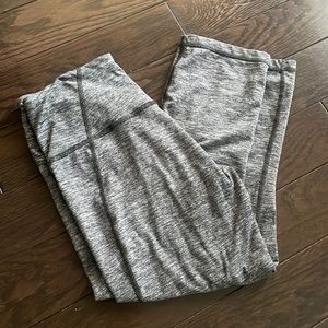 Patagonia cropped workout legging